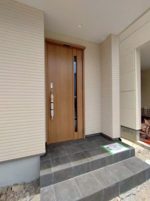 【エントランス】 | ファミリエ津之江D棟