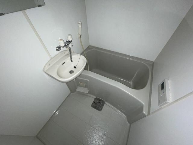 ロイヤルパーク東向島の浴室