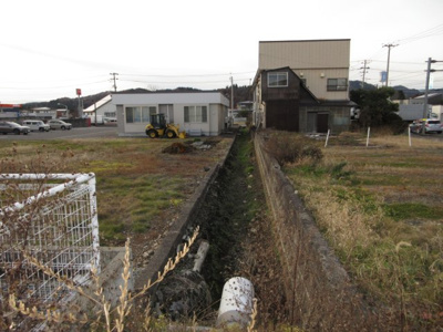 【前面道路含む現地写真】 | 大館市釈迦内字稲荷山下273-2・土地物件