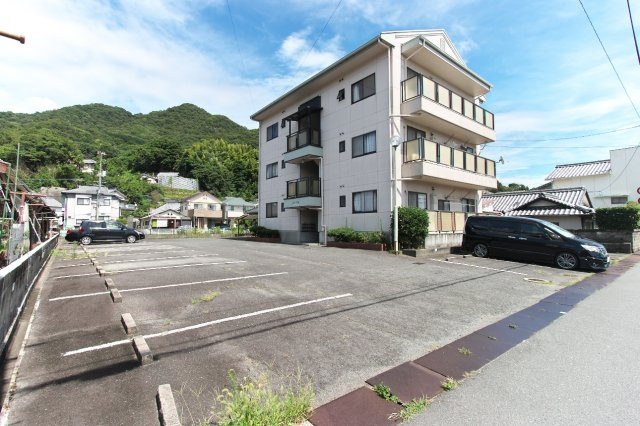 玉木駐車場の外観