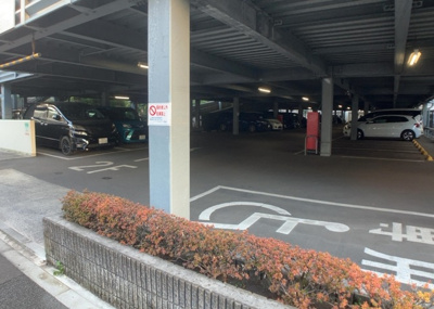 【設備】 | レーベンハイム緑ヶ丘エアーズ | 共有部分は、住民なら誰もが使える設備のこと。例えば駐車場やエレベーター、インターネット設備、セキュリティ設備などがあります。他にも、マンションの廊下・外部階段やエントランス・ゴミ置き場などがあります。