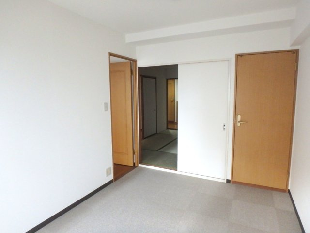 ベルカンポ甲子園の洋室|スタンダードな洋室です