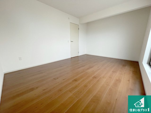 甲賀市水口町虫生野中央　新築一戸建ての洋室|シンプルな洋室は、自分好みのインテリアが楽しめます♪ご家族とインテリアや家具を選びに行くのは新築購入時の醍醐味の一つです。ぜひお楽しみください♪