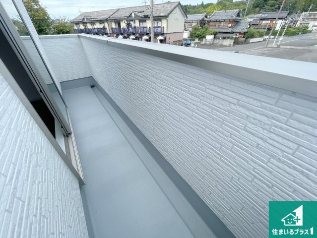 甲賀市水口町虫生野中央　新築一戸建てのバルコニー|日当たりのよいバルコニー！お部屋が開放的に！