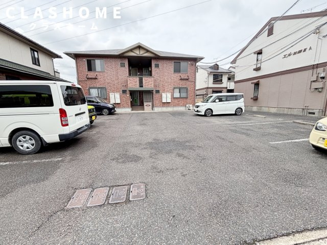 エル加藤Ⅳ　　 刈谷市近郊の賃貸はクラスホームの駐車場