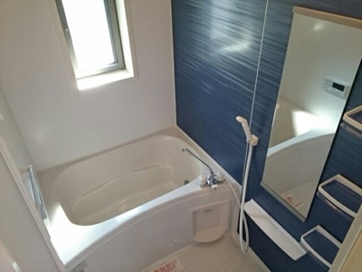 【浴室】 | グランソレイユ | ゆったり過ごせるお風呂です