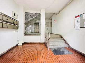 【エントランス】