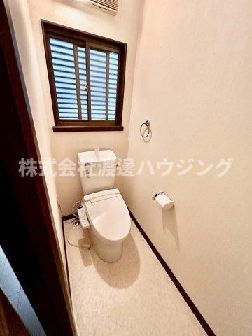 坊島２丁目戸建のトイレ|2階トイレ