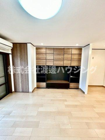 坊島２丁目戸建の収納|リビング収納