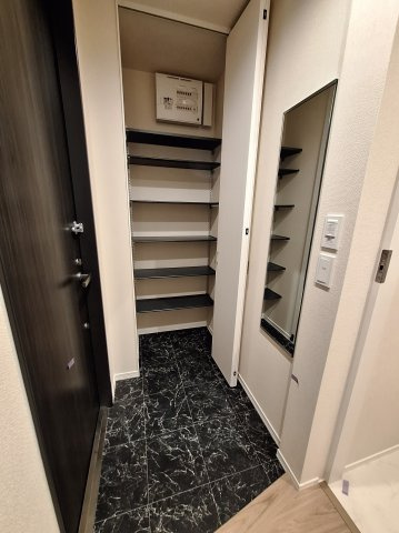 ボヌール霞の玄関