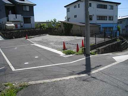 広島市安佐南区上安２丁目　土地の前面道路含む現地写真