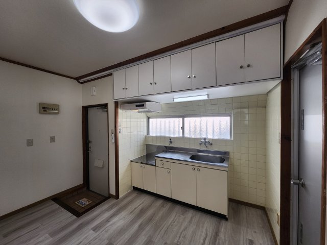 高良アパートＡ棟のキッチン