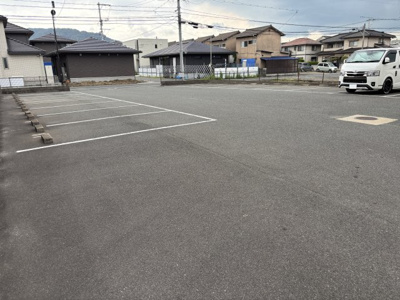 【駐車場】 | グランシード加藤 B棟