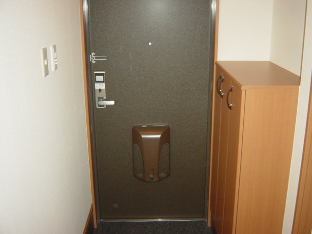 コンフォルト　スクエアの玄関|玄関