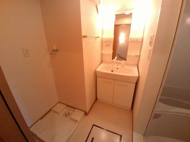 ソレアードの洗面所