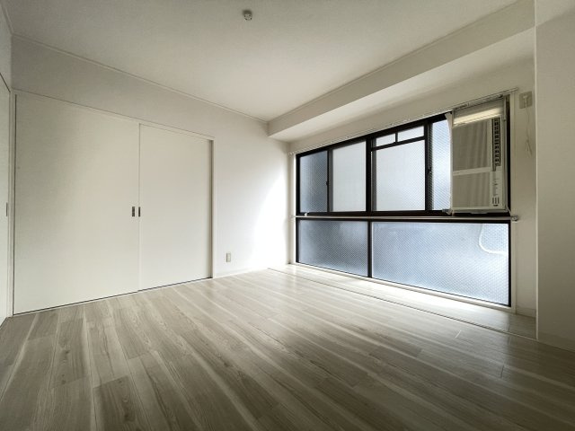 【寝室】 | 戎フルール谷九