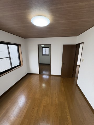 岩出市川尻・中古戸建・54671の洋室