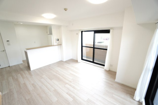 【居間・リビング】 | 【上質リフォーム】Jcity古市駅前 | 室内（2025年5月17日12：00頃）撮影