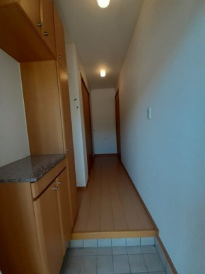 【玄関】 | フォレスタ・高松　Ⅱ | シンプルで使いやすい玄関です