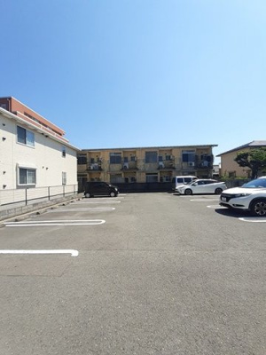 【駐車場】 | フォレスタ・高松　Ⅱ | 車をお持ちの方に嬉しい駐車場付きの物件です