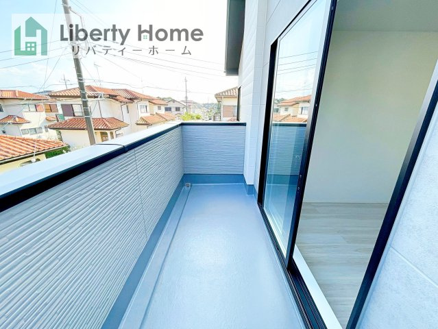 つくばみらい市谷井田8期　新築戸建のバルコニー