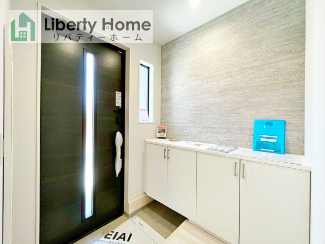 つくばみらい市谷井田8期　新築戸建の玄関