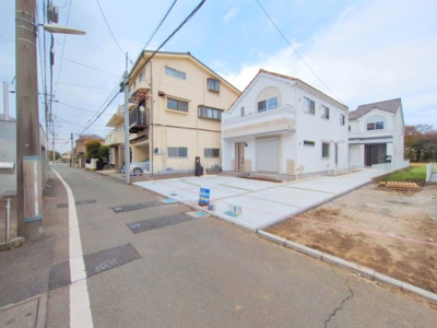 【前面道路含む現地写真】 | 調布市深大寺元町4丁目　新築戸建　全2棟 | 1号棟