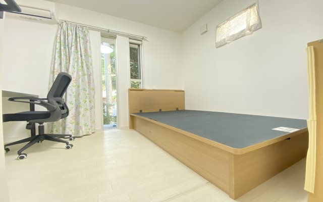 鎌倉に住みたい人お問い合わせお待ちしておりますの寝室|風も良く入る気持ち良い寝室です。