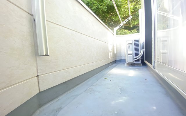 鎌倉に住みたい人お問い合わせお待ちしておりますのバルコニー|リビング横のバルコニー。ワンフロアで家事も完結できます。