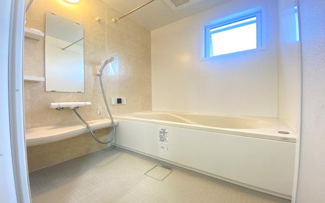 鎌倉に住みたい人お問い合わせお待ちしておりますの浴室|築浅物件なのでお風呂もきれいな状態をキープしてます。