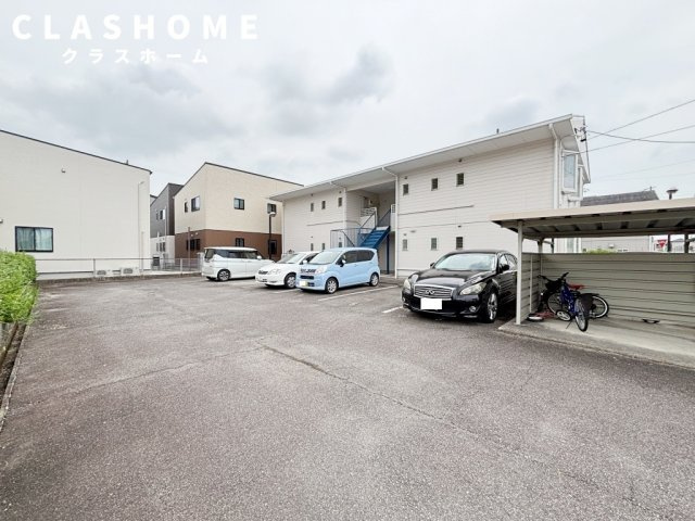 セシールA　　刈谷市近郊の賃貸はクラスホームの駐車場