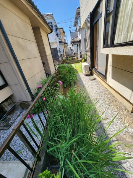 加須中古戸建リフォームの庭|お隣と程よい距離