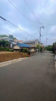 【前面道路含む現地写真】