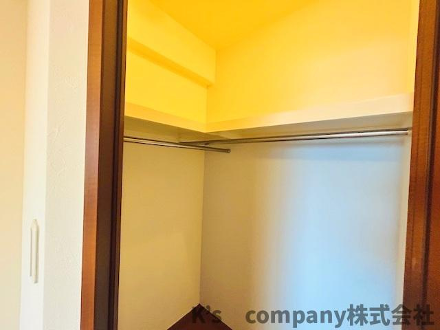 ◎茅ヶ崎市本村２丁目　レクセルマンション茅ヶ崎の収納|収納力のあるウォークインクローゼット☆