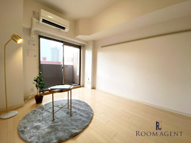 プレサンス千種駅前ネオステージの居間・リビング