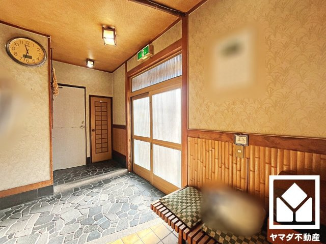南区東九条南石田町の玄関