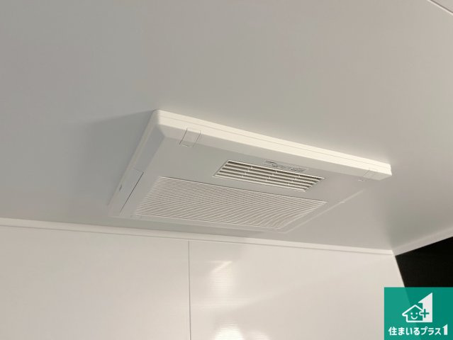 尼崎市西昆陽　第2期　新築一戸建ての冷暖房・空調設備|四季を通して快適なバスライフをお手伝いする浴室暖房乾燥機！浴室の乾燥・暖房・涼風・換気はもちろん、２４時間換気にも対応！