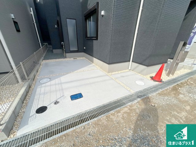 尼崎市西昆陽　第2期　新築一戸建ての駐車場|駐車スペース！散水栓があるので、こまめに愛車を洗えます！