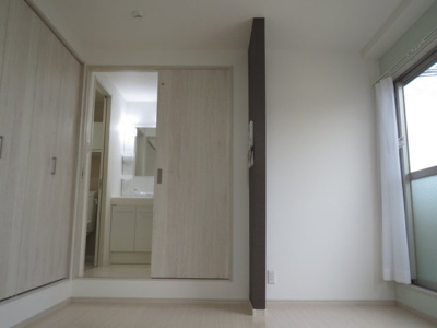 【洋室】 | エヌエムトラントユイット