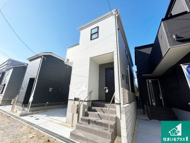 尼崎市西昆陽　第2期　新築一戸建ての外観|お客様に長く安心して住んでいだだける事にこだわった家づくり！住んでからのアフターサービスにもしっかりと取り組んでいます！