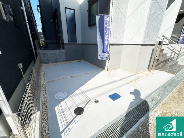 尼崎市西昆陽　第2期　新築一戸建ての駐車場|駐車スペース！散水栓があるので、こまめに愛車を洗えます！