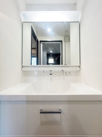 ミリアーデ覚王山の洗面所