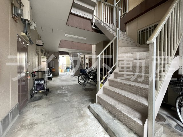 ル・メルシェのロビー|毎日通るロビーはこのようになっています