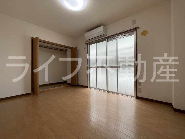 ル・メルシェの居間・リビング|おしゃれなリビングです