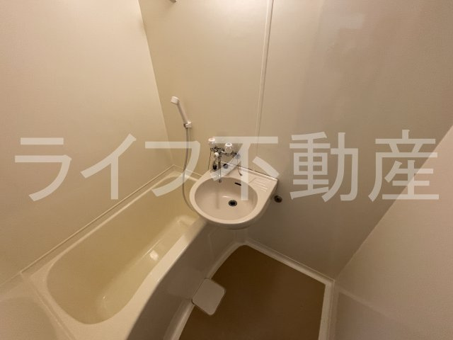 ル・メルシェの浴室|コンパクトで使いやすいお風呂です