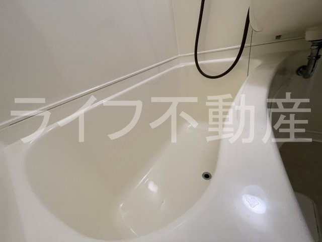 ル・メルシェの浴室|コンパクトで使いやすいお風呂です