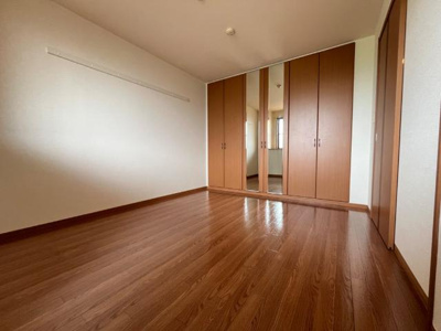 【内装】 | グランディール天神 | 北側洋室