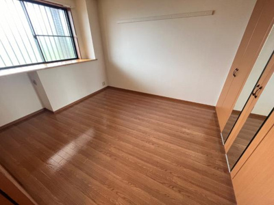 【内装】 | グランディール天神 | 北側洋室