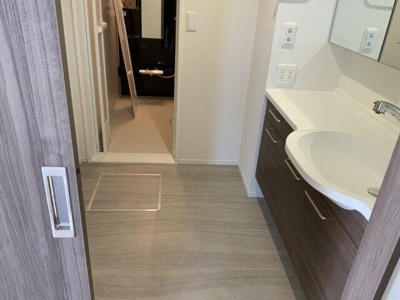 【独立洗面台】 | メルヴェーユイイダ芝原