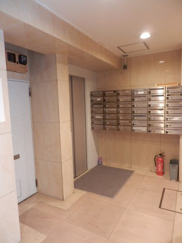 神田セントラルプラザのエントランス